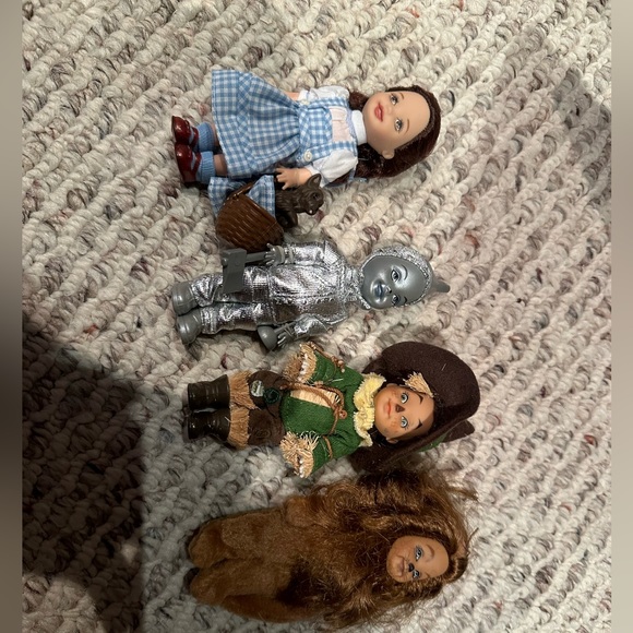 Barbie Kelly wizard of oz set of 4 Dorothy, scarecrow, tin man, lion - Picture 1 of 2